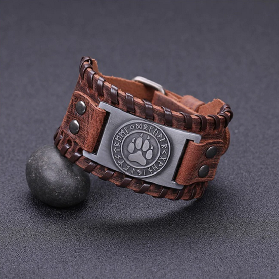 Viking Wolf Track Leather Bracelet (Brown)