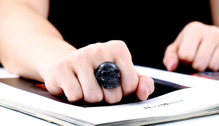 Black Skull Ring