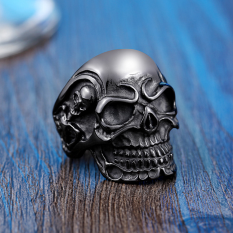 Black Skull Ring