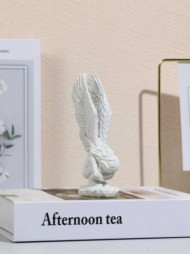 Crouching Archangel Shelf / Garden Figure