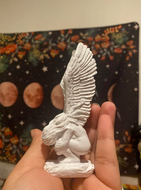 Crouching Archangel Shelf / Garden Figure