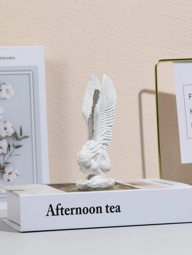 Crouching Archangel Shelf / Garden Figure