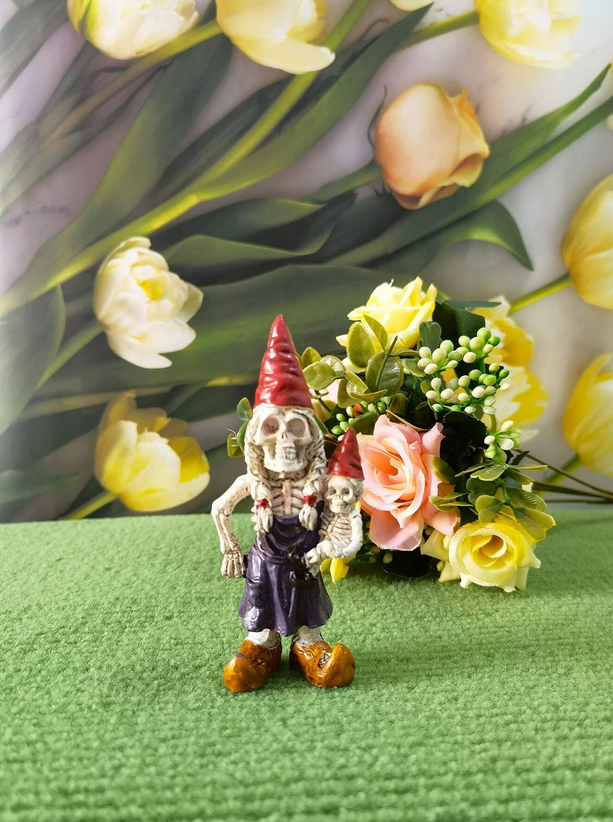 Gnome Momma Skeleton W/Baby Figurine