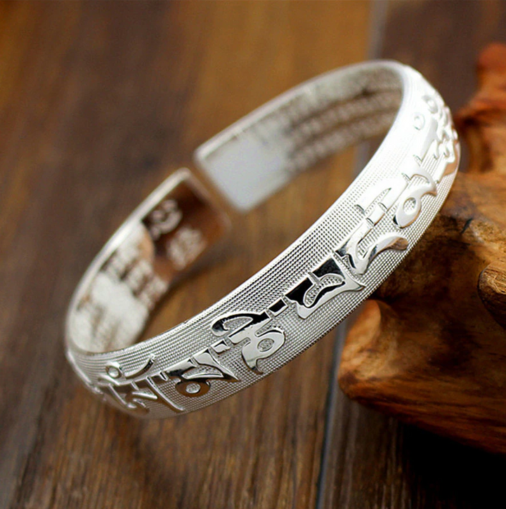 Six-Character Mantra Sutra Bangle (Tibetan Silver, dark or light)