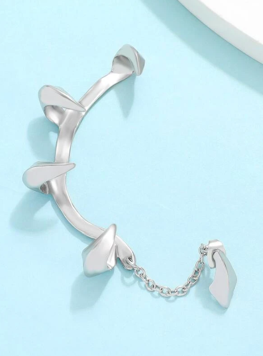 Goth Claw Ear Cuff (1 pc)