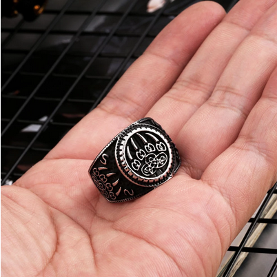 Nordic Viking Bear Claw Ring