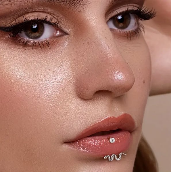 Snake Horseshoe Lip Ring