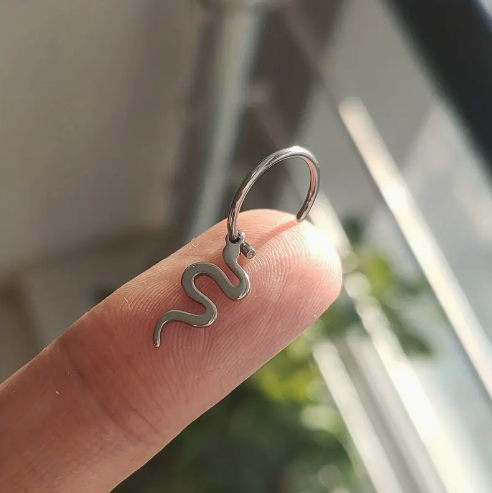 Non-Pierced Serpent Lip Ring