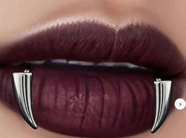 Vampire Teeth Lip Ring