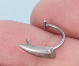 2pcs Exaggerated Gothic Style Stainless Steel Fake Lip Piercing