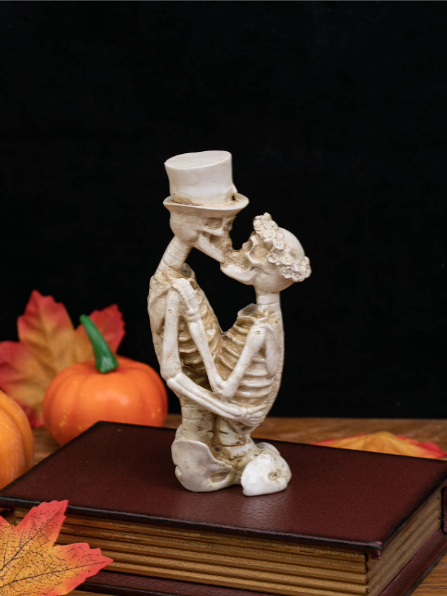 Skeleton Embrace Shelf / Garden Figure