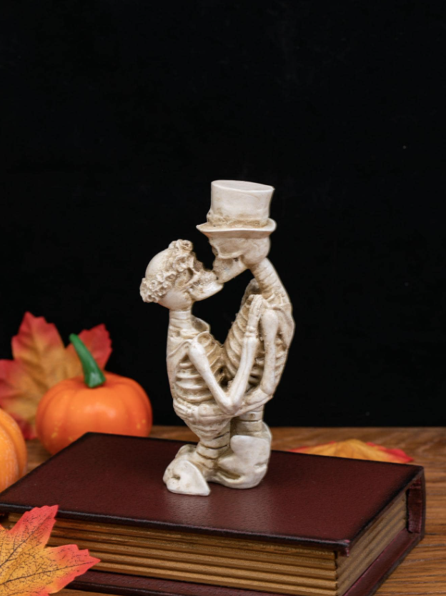 Skeleton Embrace Shelf / Garden Figure