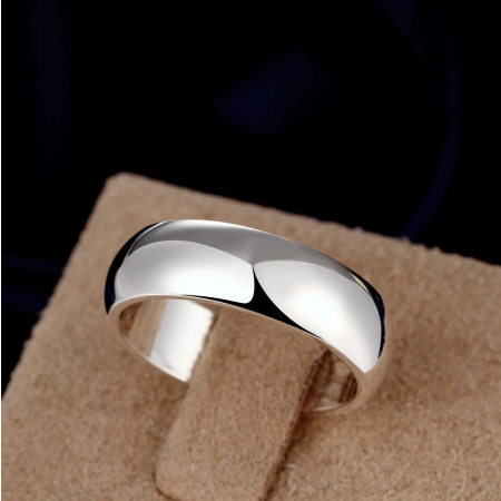 High Quality 925 Sterling Silver Ring / Band For Women